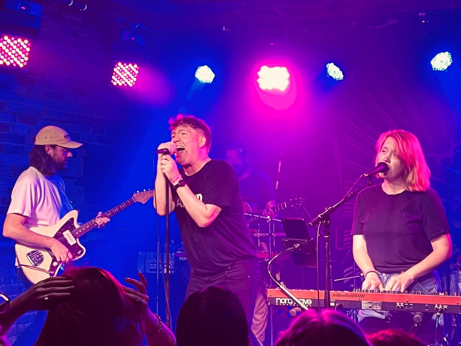 Concert photo - Los Campesinos!